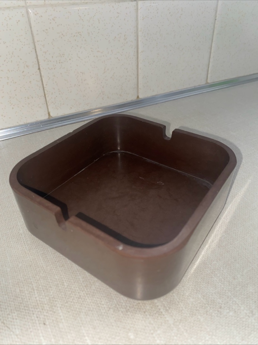 Vintage Ingrid LTD Chicago Ashtray‎ Brown Melamine MCM